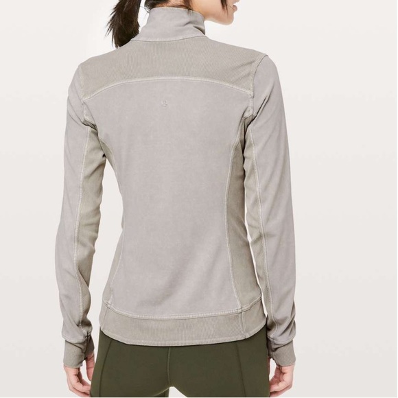 EUC Lululemon Cut Class Jacket Washed French Clay - size 12 - Picture 2 of 10